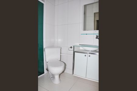 Apartamento para alugar com 43m², 2 quartos e 1 vagaDetalhe - Banheiro Social