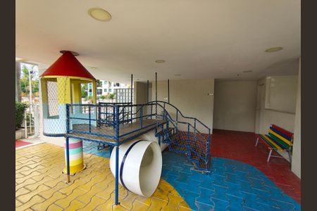 Apartamento para alugar com 62m², 2 quartos e 1 vagaÁrea comum - Playground