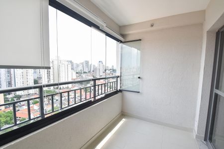 Varanda de kitnet/studio à venda com 1 quarto, 32m² em Vila Dom Pedro I, São Paulo