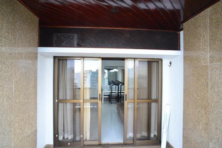 Apartamento para alugar com 65m², 1 quarto e 1 vagaVaranda