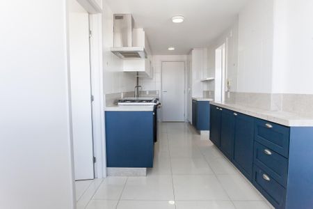 Apartamento à venda com 120m², 3 quartos e 2 vagasCozinha