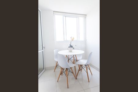 Apartamento à venda com 120m², 3 quartos e 2 vagas Apartamento à venda com 120m², 3 quartos e 2 vagasSala de Jantar 2