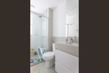 Apartamento à venda com 120m², 3 quartos e 2 vagas Apartamento à venda com 120m², 3 quartos e 2 vagasBanheiro Social