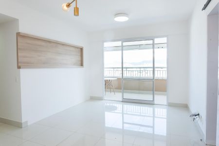 Apartamento à venda com 120m², 3 quartos e 2 vagasSala