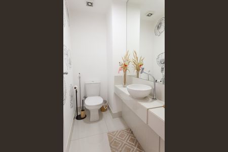 Apartamento à venda com 120m², 3 quartos e 2 vagas Apartamento à venda com 120m², 3 quartos e 2 vagasLavabo