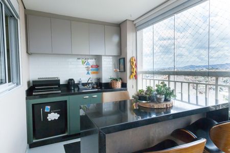 Apartamento à venda com 120m², 3 quartos e 2 vagas Apartamento à venda com 120m², 3 quartos e 2 vagasVaranda gourmet da Sala