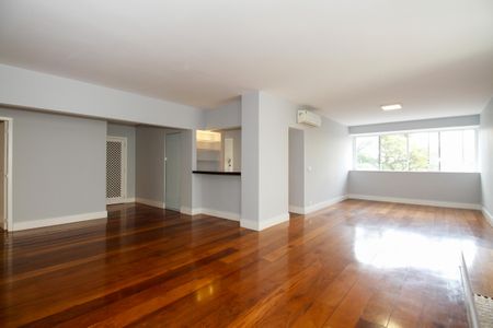 Apartamento à venda com 250m², 2 quartos e 1 vagaSala de Estar e Jantar