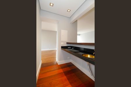 Apartamento à venda com 250m², 2 quartos e 1 vagaBar