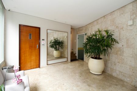 Apartamento à venda com 250m², 2 quartos e 1 vagaHall Social