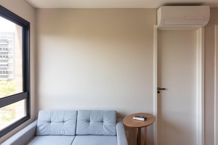 Sala de TV de apartamento para alugar com 2 quartos, 38m² em Indianópolis, São Paulo
