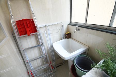 Apartamento à venda com 69m², 2 quartos e 1 vagaÁrea de Serviço