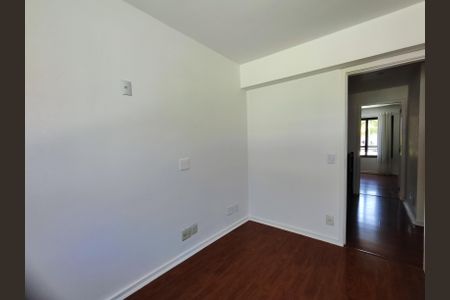 Casa de condomínio à venda com 180m², 3 quartos e 2 vagas Casa de condomínio à venda com 180m², 3 quartos e 2 vagasQuarto 2