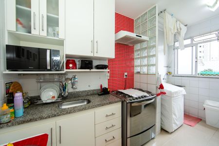 Apartamento à venda com 90m², 3 quartos e 2 vagasCOZINHA