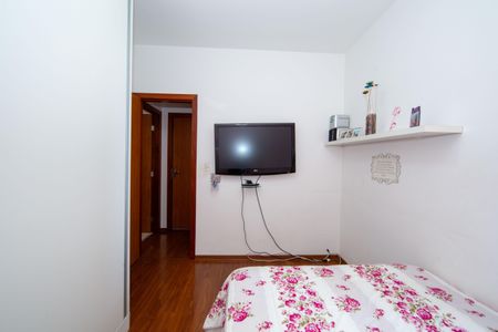 Apartamento à venda com 90m², 3 quartos e 2 vagasQUARTO1