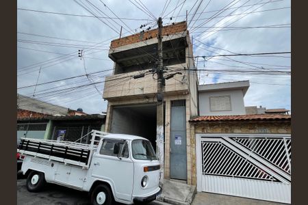 Casa à venda com 125m², 3 quartos e sem vaga Casa à venda com 125m², 3 quartos e sem vagaFachada+Placa
