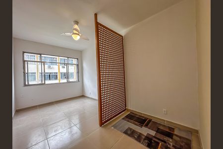 Apartamento à venda com 27m², 1 quarto e sem vaga