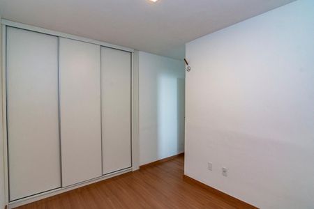 Apartamento para alugar com 60m², 2 quartos e 2 vagasSuíte