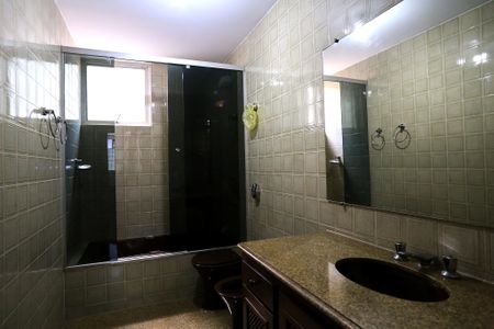 Apartamento à venda com 200m², 5 quartos e 2 vagasBanheiro
