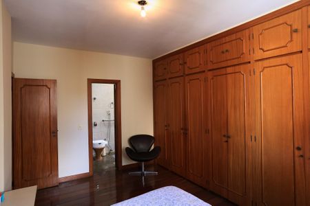 Apartamento à venda com 200m², 5 quartos e 2 vagasSuíte