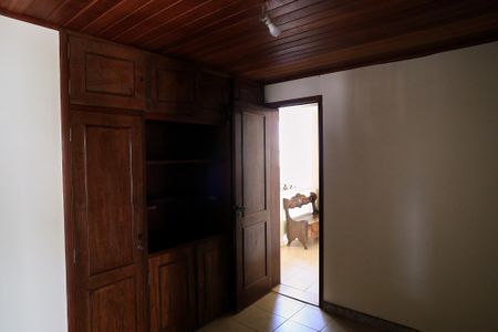 Apartamento à venda com 200m², 5 quartos e 2 vagasCorredor