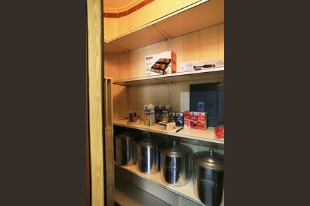 Apartamento à venda com 200m², 5 quartos e 2 vagasDespensa