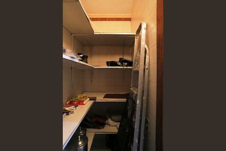 Apartamento à venda com 200m², 5 quartos e 2 vagasDespensa