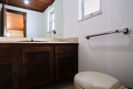 Apartamento à venda com 200m², 5 quartos e 2 vagasLavabo