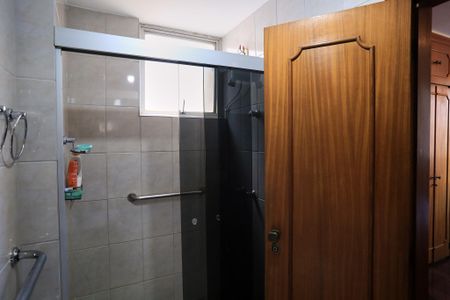 Apartamento à venda com 200m², 5 quartos e 2 vagasBanheiro da Suíte