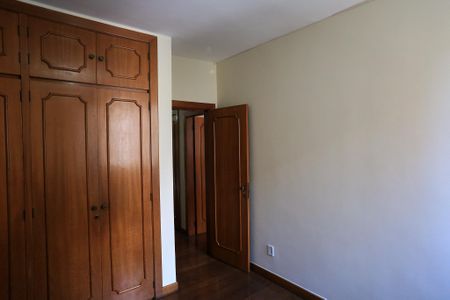 Apartamento à venda com 200m², 5 quartos e 2 vagasSuíte 1