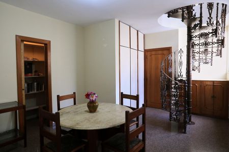 Apartamento à venda com 200m², 5 quartos e 2 vagasSala de Jantar