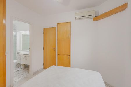 Apartamento para alugar com 35m², 1 quarto e 1 vaga Apartamento para alugar com 35m², 1 quarto e 1 vagaSuíte