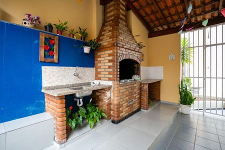 Apartamento para alugar com 45m², 2 quartos e 1 vagaÁrea comum - Churrasqueira