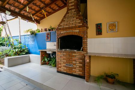 Apartamento para alugar com 45m², 2 quartos e 1 vagaÁrea comum - Churrasqueira