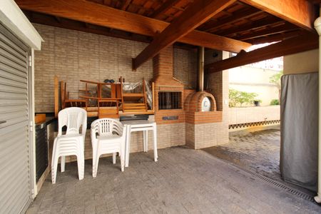 Apartamento à venda com 47m², 1 quarto e 1 vaga Apartamento à venda com 47m², 1 quarto e 1 vagaÁrea comum - Churrasqueira