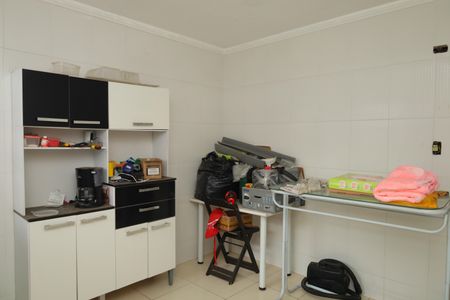 Casa à venda com 90m², 3 quartos e 2 vagasCozinha