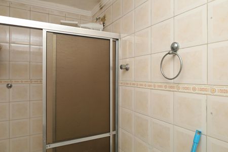 Casa à venda com 90m², 3 quartos e 2 vagasBanheiro