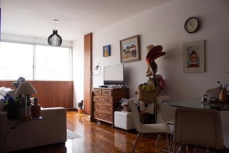 Apartamento para alugar com 100m², 2 quartos e 1 vaga Apartamento para alugar com 100m², 2 quartos e 1 vagaSala