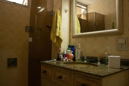 Apartamento para alugar com 100m², 2 quartos e 1 vaga Apartamento para alugar com 100m², 2 quartos e 1 vagaBanheiro