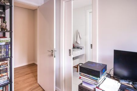 Apartamento à venda com 109m², 3 quartos e 2 vagasQuarto 3