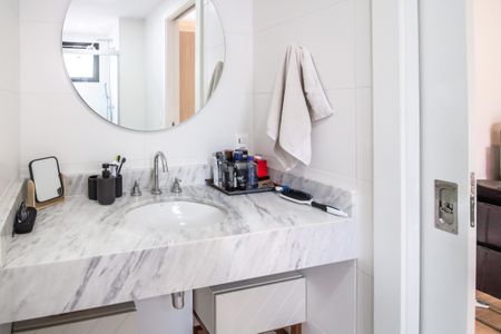 Apartamento à venda com 109m², 3 quartos e 2 vagasBanheiro