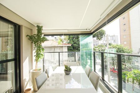 Apartamento à venda com 109m², 3 quartos e 2 vagasSacada