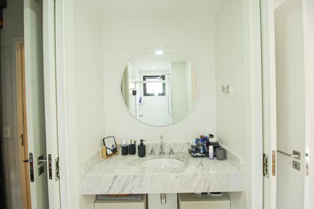 Apartamento à venda com 109m², 3 quartos e 2 vagasBanheiro da Suíte 2