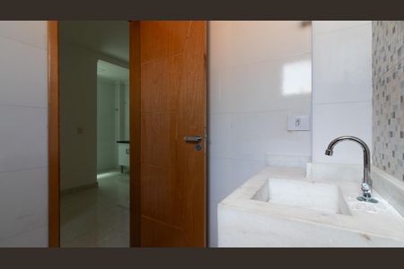 Apartamento para alugar com 38m², 2 quartos e sem vaga Apartamento para alugar com 38m², 2 quartos e sem vagaBanheiro