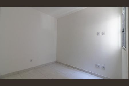 Quarto 1 de apartamento para alugar com 2 quartos, 38m² em Jardim Nordeste, São Paulo