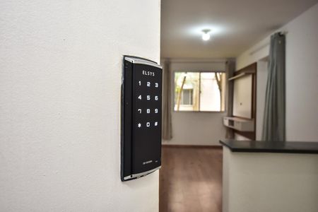 Fechadura Eletrônica de apartamento para alugar com 2 quartos, 45m² em Parque Munhoz, São Paulo