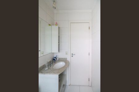 Apartamento à venda com 186m², 4 quartos e 3 vagasBanheiro da Suíte 2