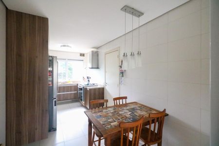 Apartamento à venda com 186m², 4 quartos e 3 vagasCozinha