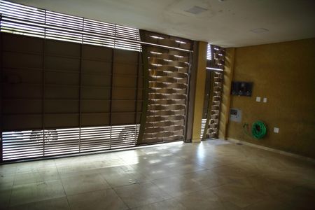 Casa à venda com 259m², 3 quartos e 3 vagasGaragem 