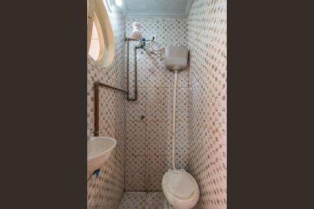 Banheiro de casa para alugar com 1 quarto, 28m² em Vila Sao Silvestre, Barueri