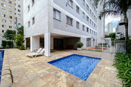 Apartamento para alugar com 34m², 2 quartos e sem vaga Apartamento para alugar com 34m², 2 quartos e sem vagaÁrea comum - Piscina
